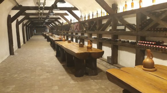 Vinarija Khareba unutrašnjost